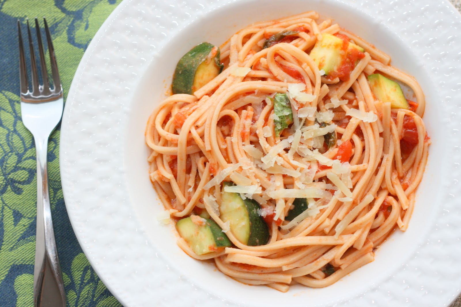 The Bitchin' Kitchin' Red Onion Pasta with Spicy ZucchiniTomato Sauce