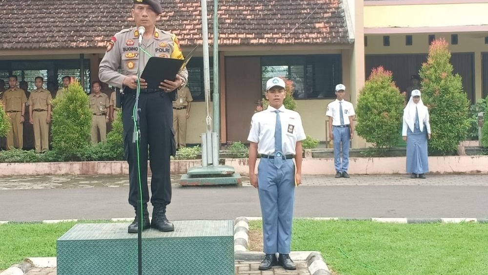 Amanat Pembina Upacara Singkat Tema Tentang Sekolah Yang Menarik Jago Berpidato Apa Yang Kamu Cari Ada Disini