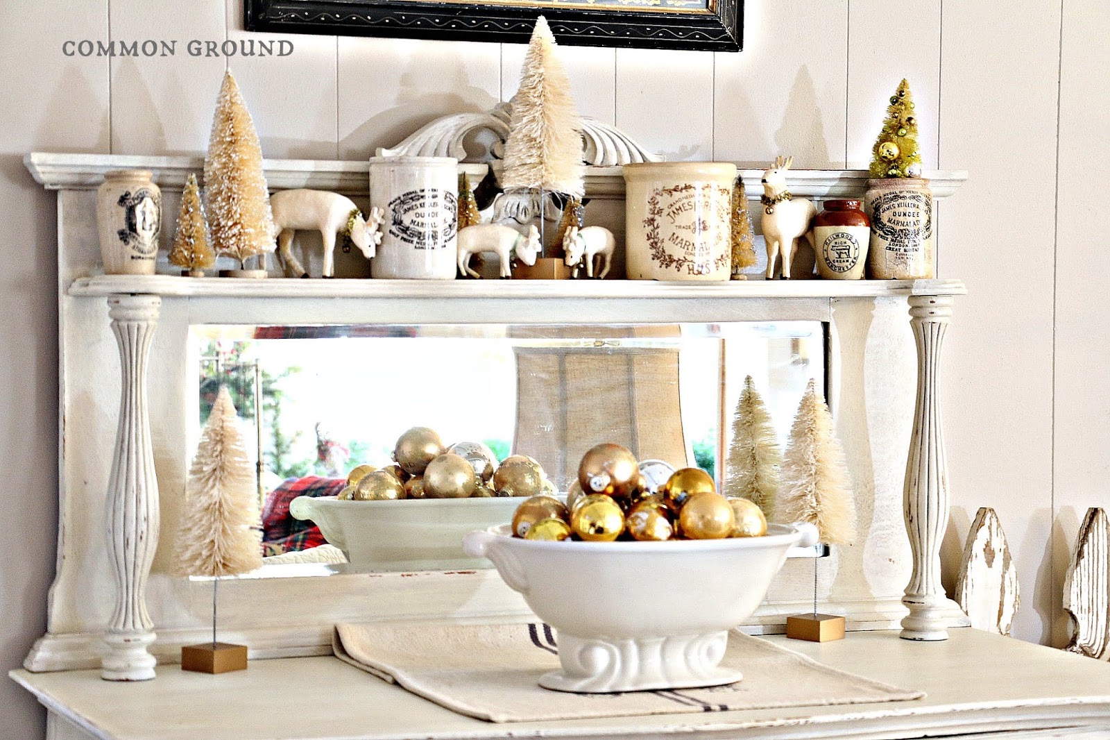 common ground Decorating the Sideboard for Christmas