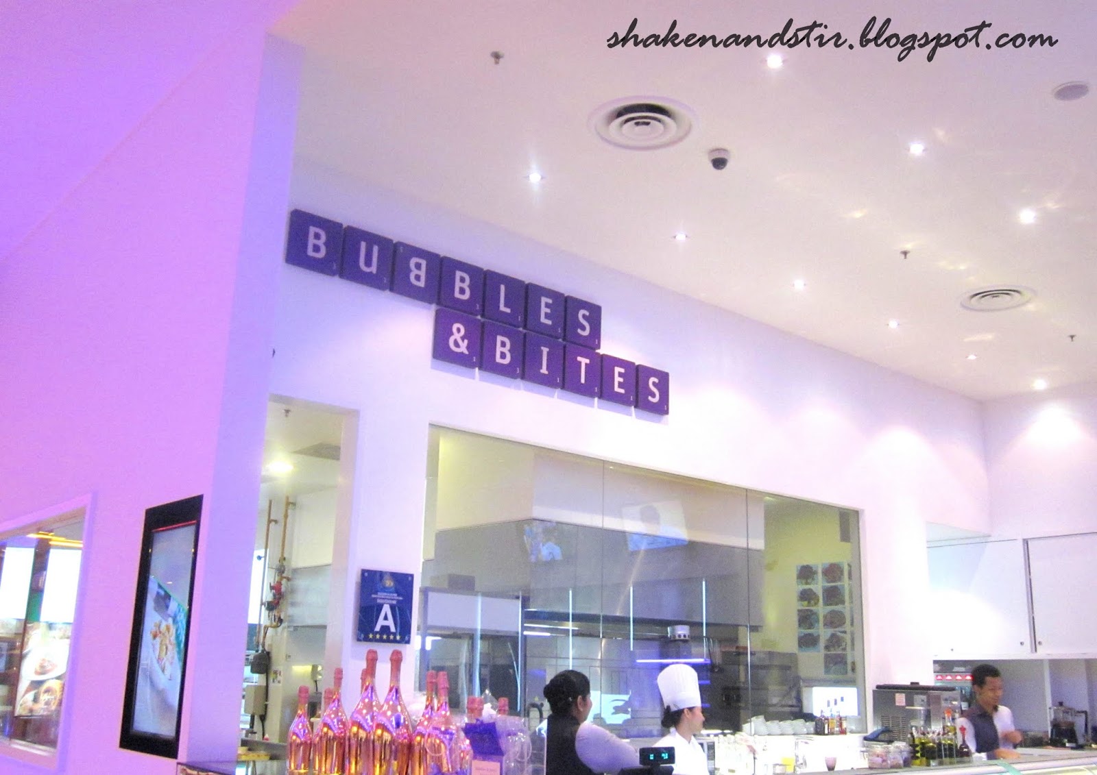 Shake and Stir to the Fullest bubble & bites