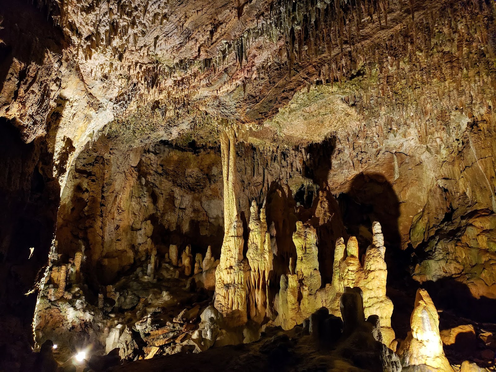 MidAtlantic DayTrips Where History Runs Deep Exploring Grand Caverns