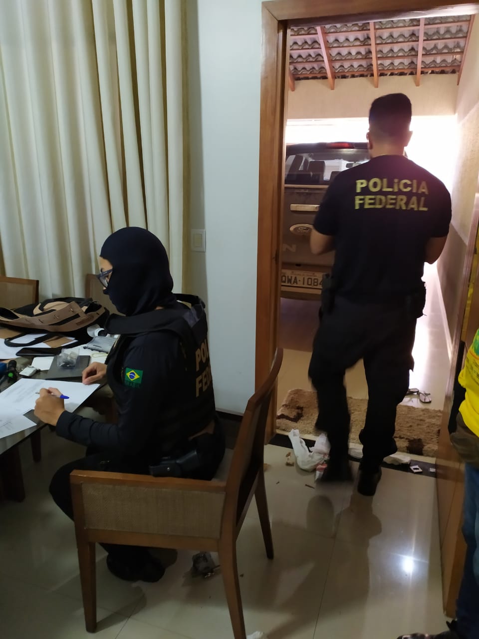 Polícia Federal cumpre mandado contra agentes e empresários em Parauapebas e Marabá.