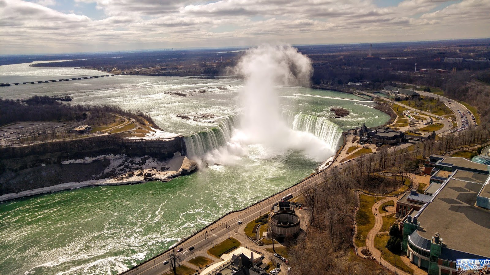 Visiter les chutes du Niagara en une journée TraveliveT