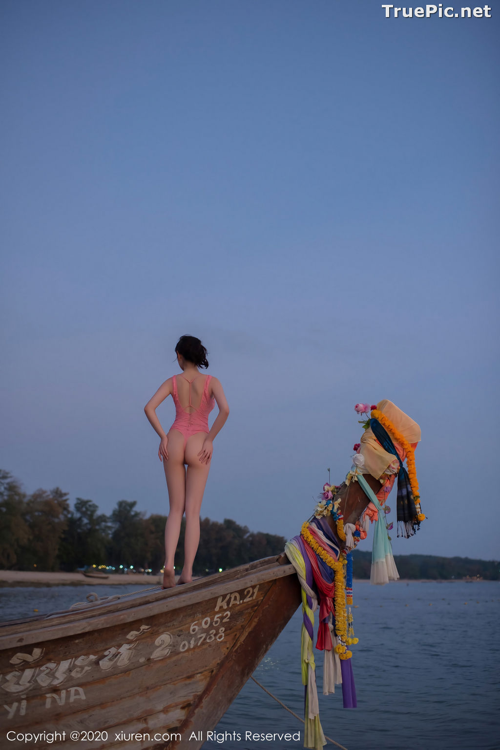 Image XIUREN No.2340 - Chinese Model Shen Mengyao (沈梦瑶) - Sexy Pink Monokini on the Beach - TruePic.net - Picture-51