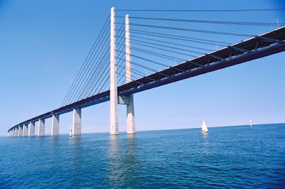 El pont que connecta Dinamarca i Suècia El pont que connecta Dinamarca i Suècia