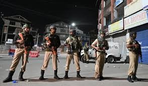Ravi Speaks:-“ Once got stuck in Curfew in Srinagar-Kashmir”. Ravi Speaks:-“ Once got stuck in Curfew in Srinagar-Kashmir”.