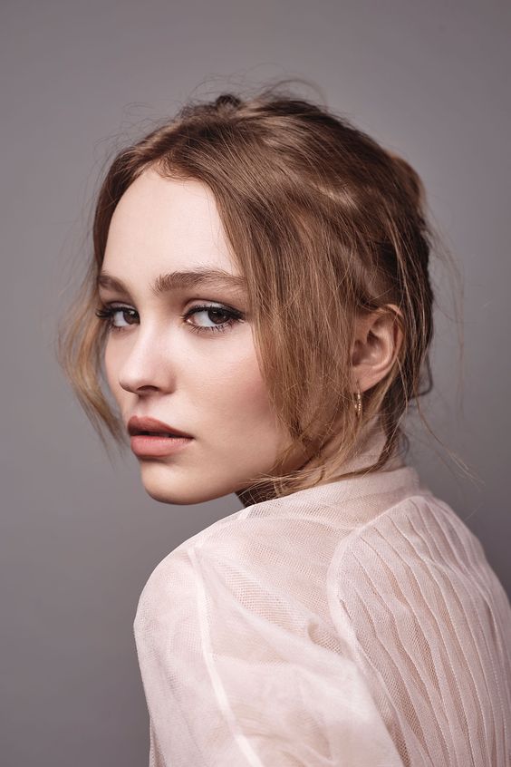 #blog #make #makeup #maquiagem #batom #batomnude #LillyRoseDepp