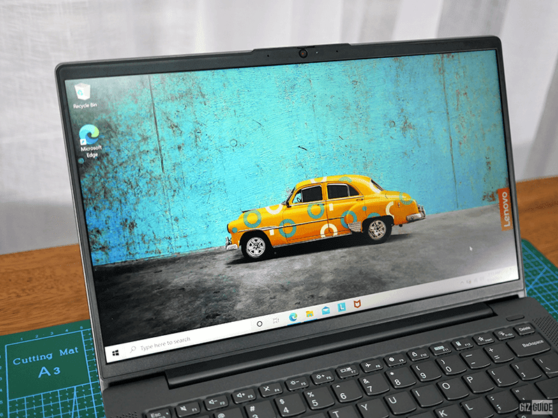 Vibrant and crisp display with tiny bezels Vibrant and crisp display with tiny bezels