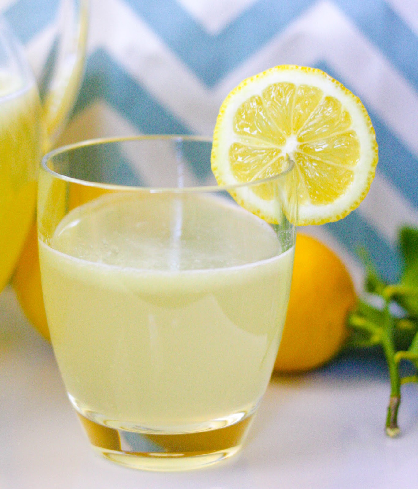 Making Lemonade! ~ The Red Balloon