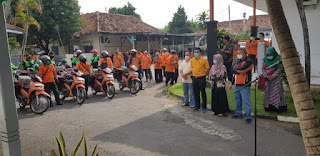 DSPPPA Kota Cirebon Salurkan Bantuan Gubernur (Misbar ) Kepada Masyarakat DSPPPA Kota Cirebon Salurkan Bantuan Gubernur (Misbar ) Kepada Masyarakat