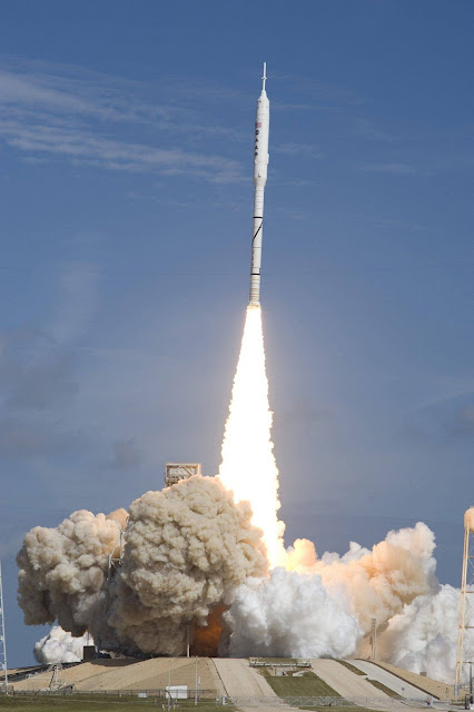 Испытательный запуск ракеты «Арес I-X» 28 октября 2009 года / NASA
