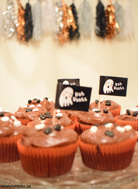 A FABULOUS HALLOWEEN PARTY A FABULOUS HALLOWEEN PARTY