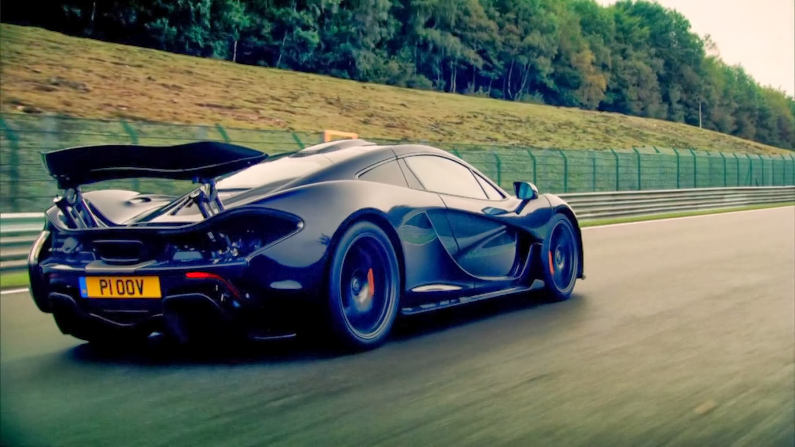 Top Gear Online Jeremy Clarkson tests McLaren P1