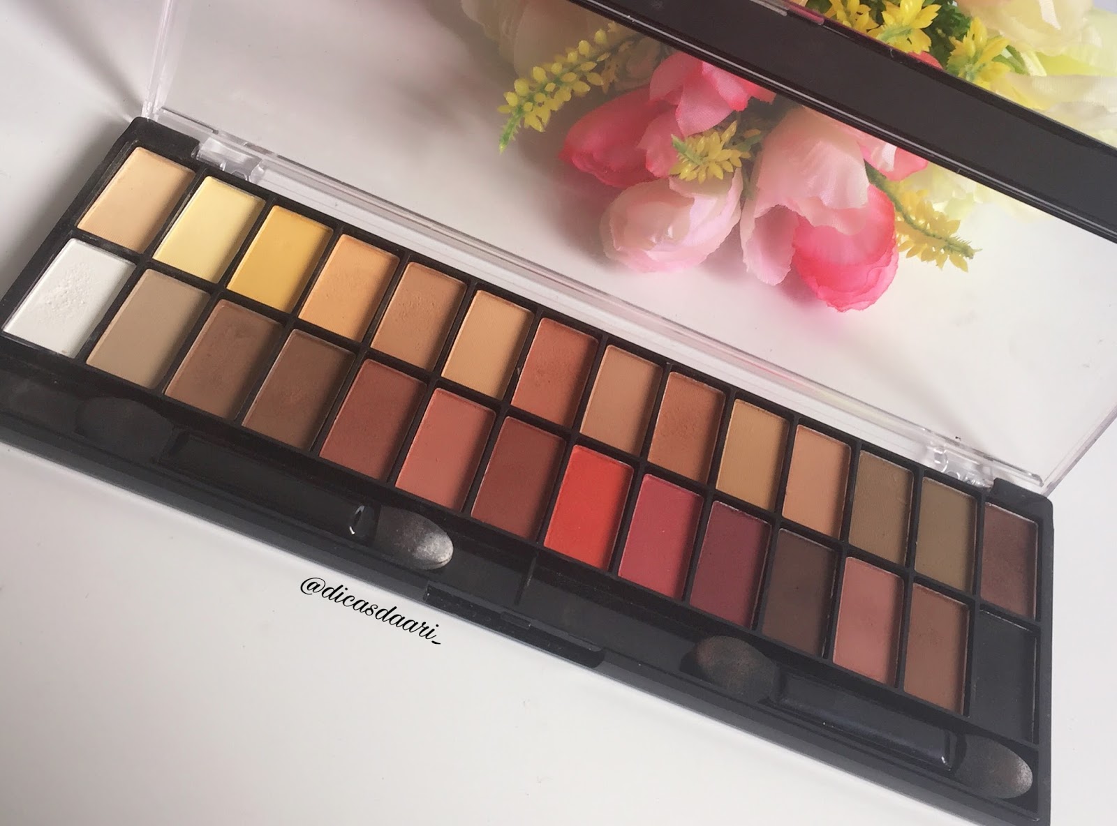 Dicas da Ari: Resenha | Paleta de 28 Cores Belle Angel