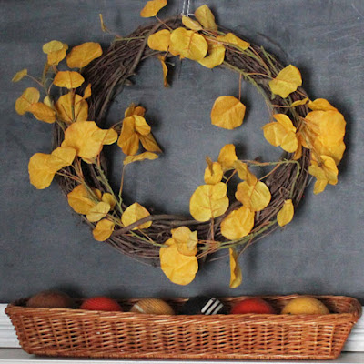 A Simple Fall Mantel From Itsy Bits And Pieces Blog