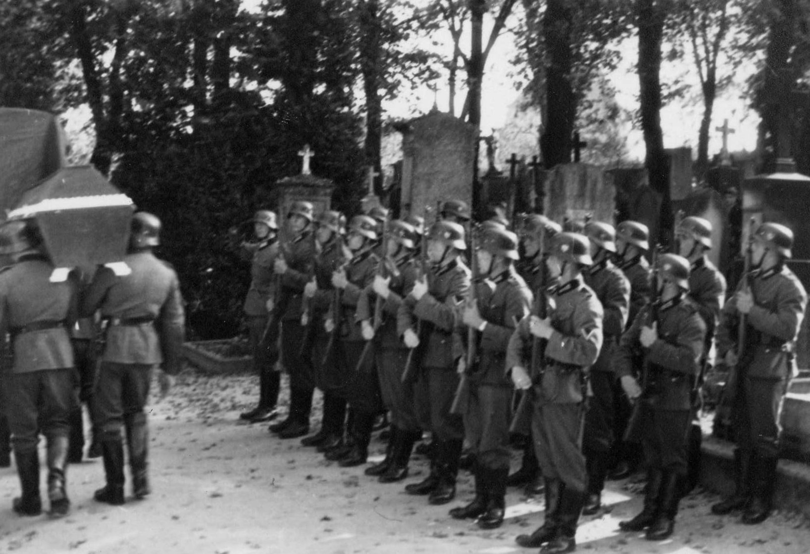 вермахт во франции 1940. вермахт франция. французская кампания вермахта 1940. вермахт франция. операция против франции 1940.