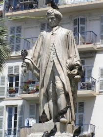 Statue of Brougham in Cannes