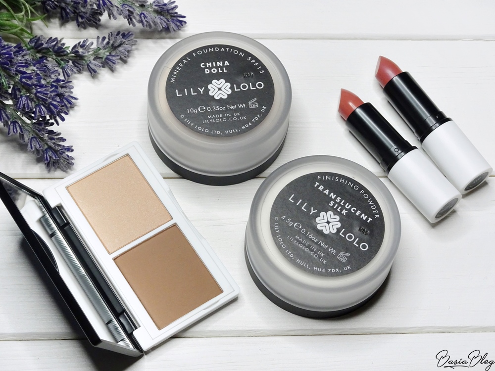 nowości Lily Lolo - podkład China Doll, puder Translucent Silk, szminka Nude Allure, Love Affair, duo Sculpt&Glow