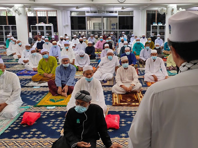 PKP 2.0: Pahang Membenarkan Solat Jumaat Dan Solat Fardhu Di Masjid Dan Surau
