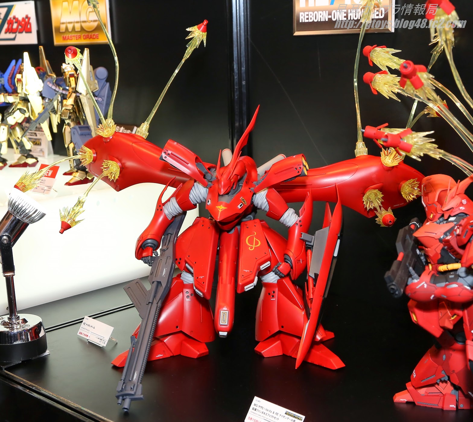 GUNDAM GUY PBandai Exclusive MG 1/100 Sazabi Ver Ka & RE/100