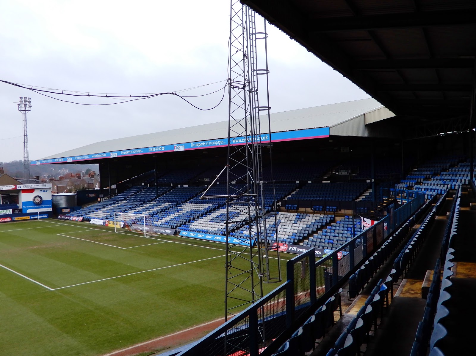 Extreme Football Tourism ENGLAND Luton Town FC