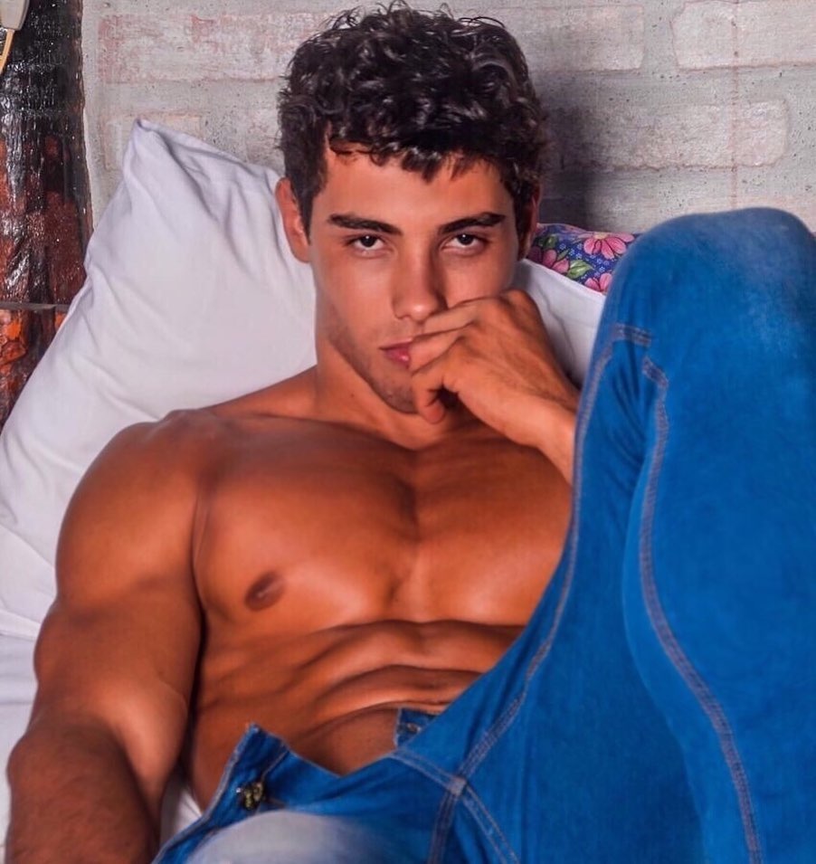 104526821_188542272599108_61564719679563