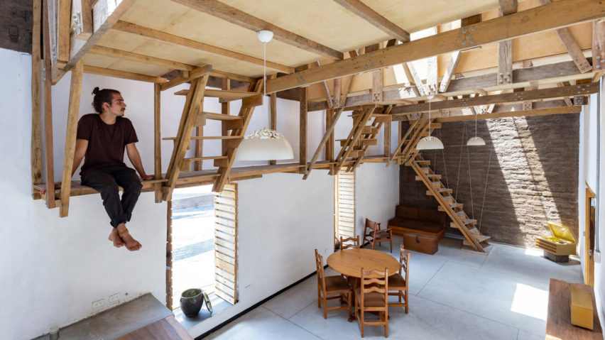 Mundo Ark Nota En Ecuador El Estudio Al Borde Rescato Una Casa