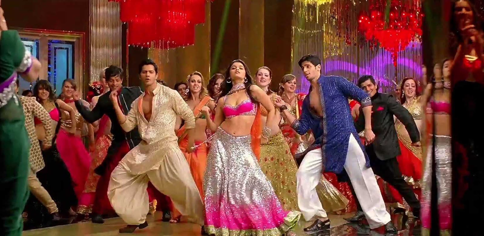 Encantos do Oriente Bollywood Dance