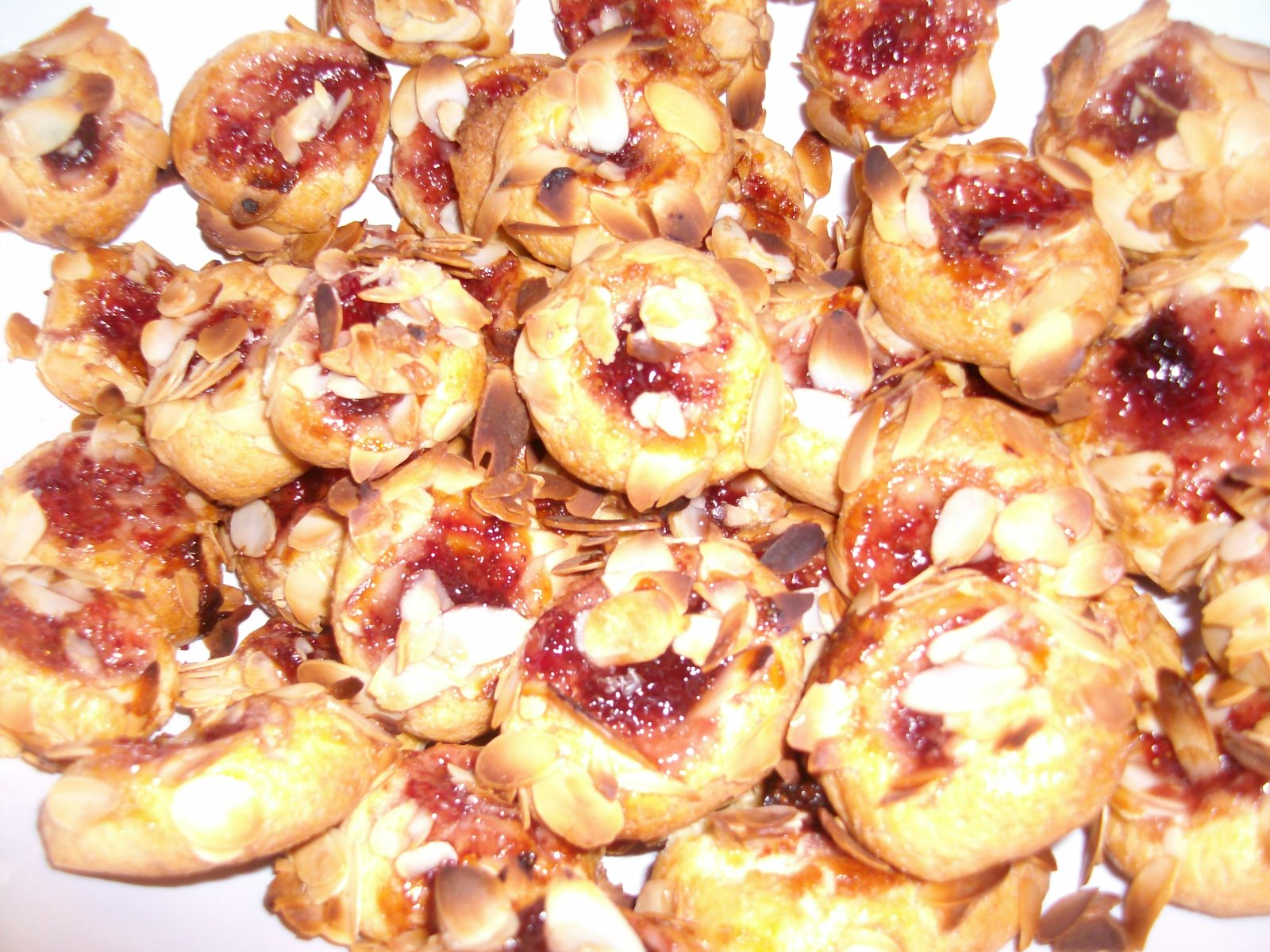 Home Worked Kulleraugen Saucer Eyes Cookies