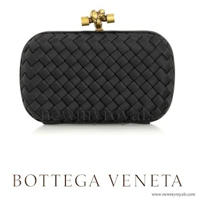 Princess Madeleine style bottega veneta-clutch