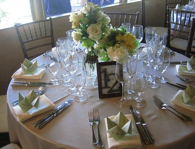 DIY + paper details | vintage california chic wedding of Oh Lovely Day | Photo by Jennifer Roper