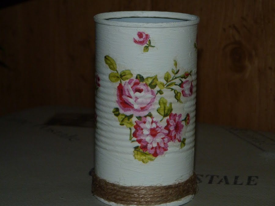 isabelvintage-vintage-caja-fruta-fresas-decorada