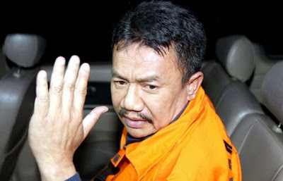 Bupati Nyono Diberhentikan Sementara dari Ketua DPD Partai Golkar Jatim 