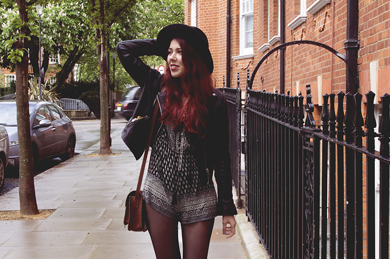 Save the friday, grungy outfits, red hair, lua perrez, lehappy, ootd, primark, asos, coachella, london,