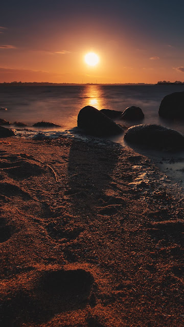 Beach Sunset Desktop and iPhone wallpaper