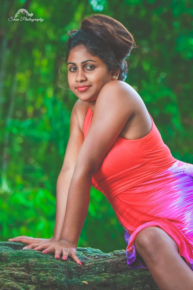 Sri Lankan Girls|Ceylon Hot Ladies|Lanka Sexy Girl: Anjula 