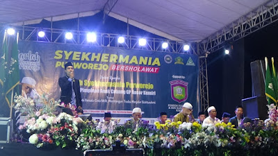 Ultah Perdana, Ribuan Syekhermania Banjiri Alun alun Kemiri