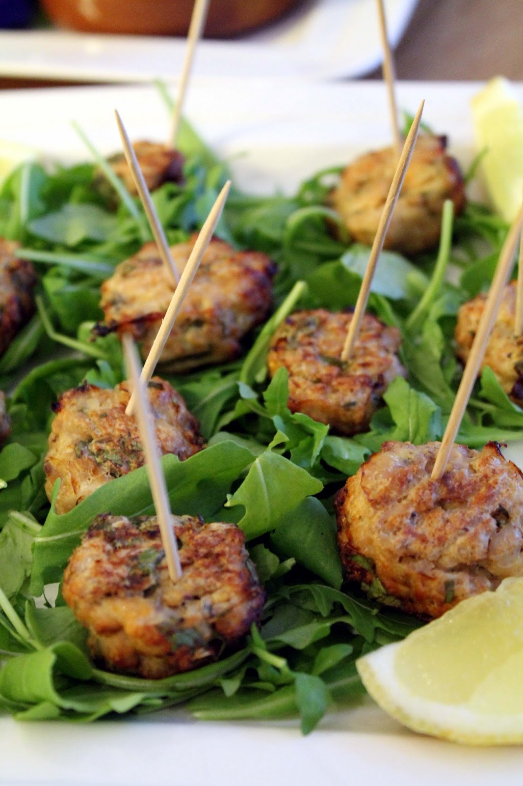 Serena's Medium Rare: Swedish Style Low Fat Meatballs
