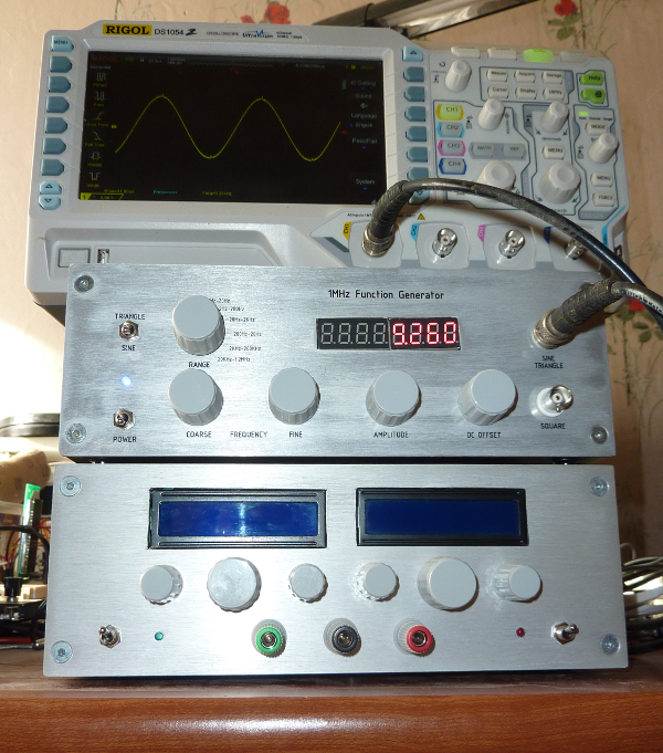 RitonDuino XR2206 le Générateur de Fonctions