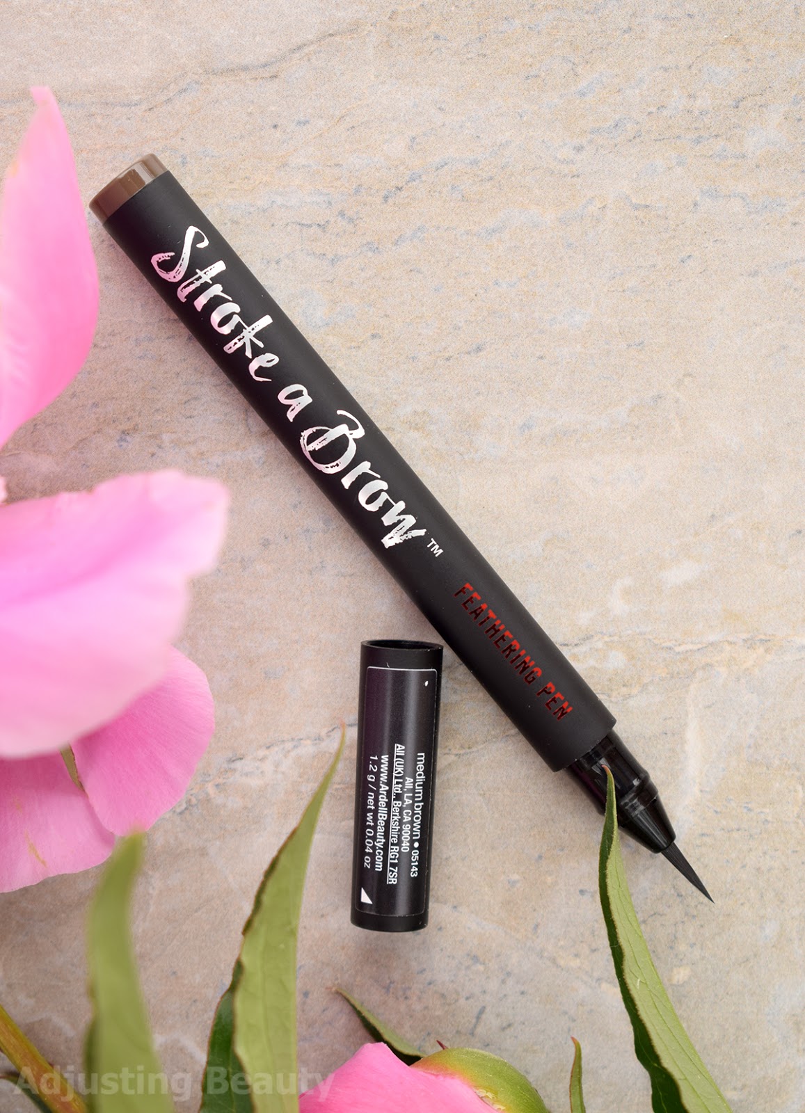 Review Ardell Stroke A Brow Feathering Pen Medium Brown Adjusting