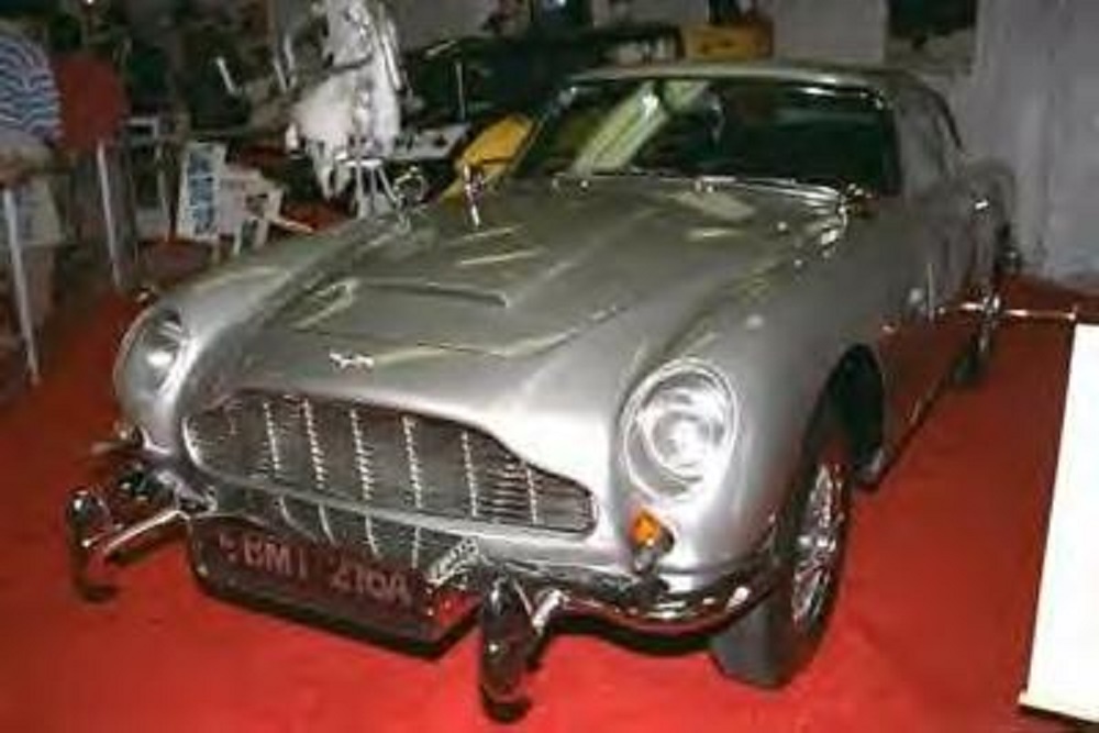 James Bond 007 Aston Martin