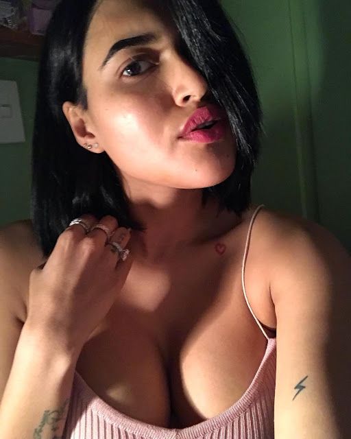 40 Instagram Model Ravina Patel Hot Photos Collection Navel Queens 40 Instagram Model Ravina Patel Hot Photos Collection Navel Queens