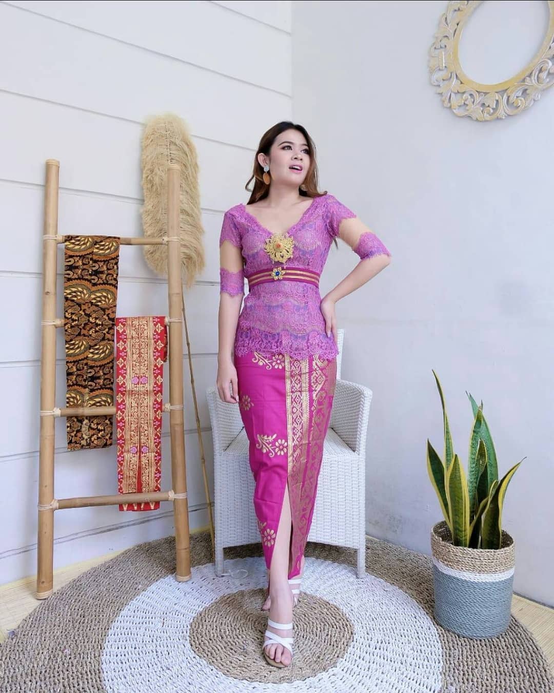 Model Rok Kebaya Terbaik 2020 Desain Mewah Dan Modern