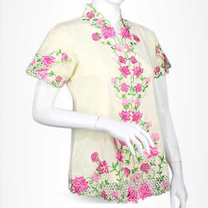 Kebaya Tangan Pendek Bordir Pink