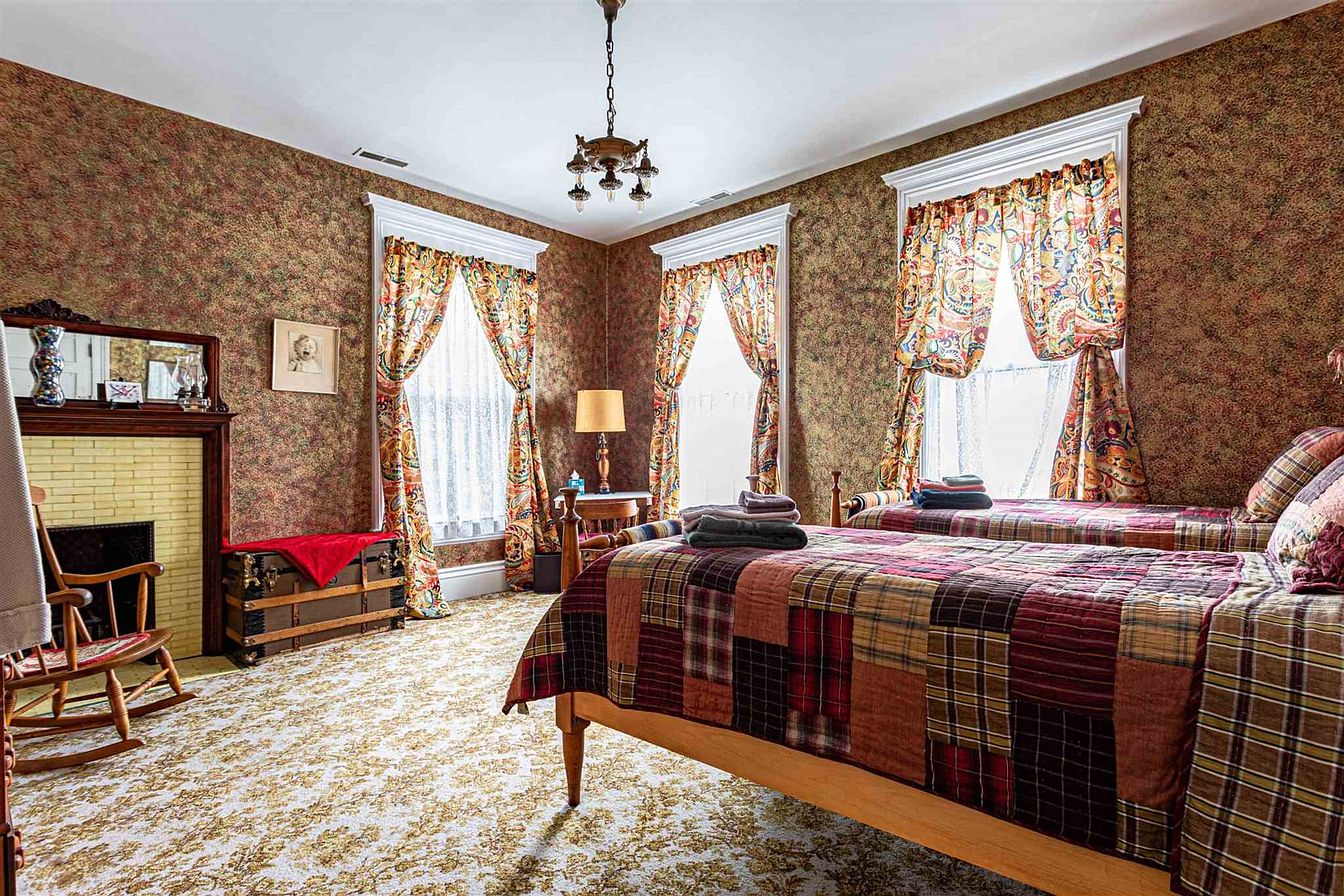 Sweet House Dreams Charles Over Mansion, 1902 Brick Colonial Revival