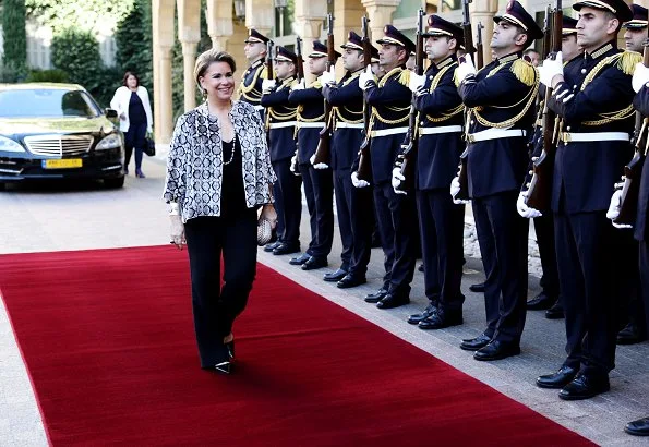 Grand Duchess Maria Teresa visited President General Michel Aoun at Baabda Palace, and Prime Minister Saad Hariri. Ralph Lauren dress