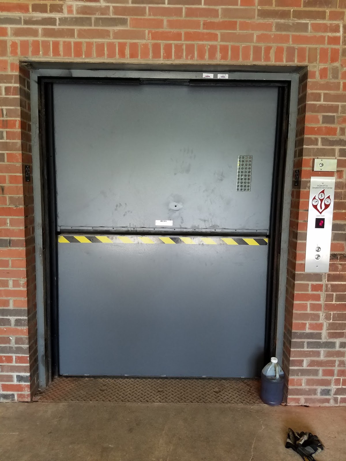 Chicago Elevator Maintenance - Colley Elevator: Traction freight