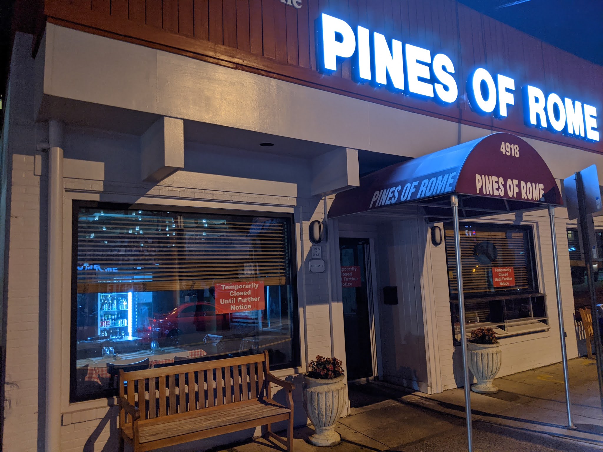 Pine Restaurant Bronx - e5i94hd