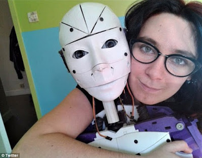 French woman in love with robot