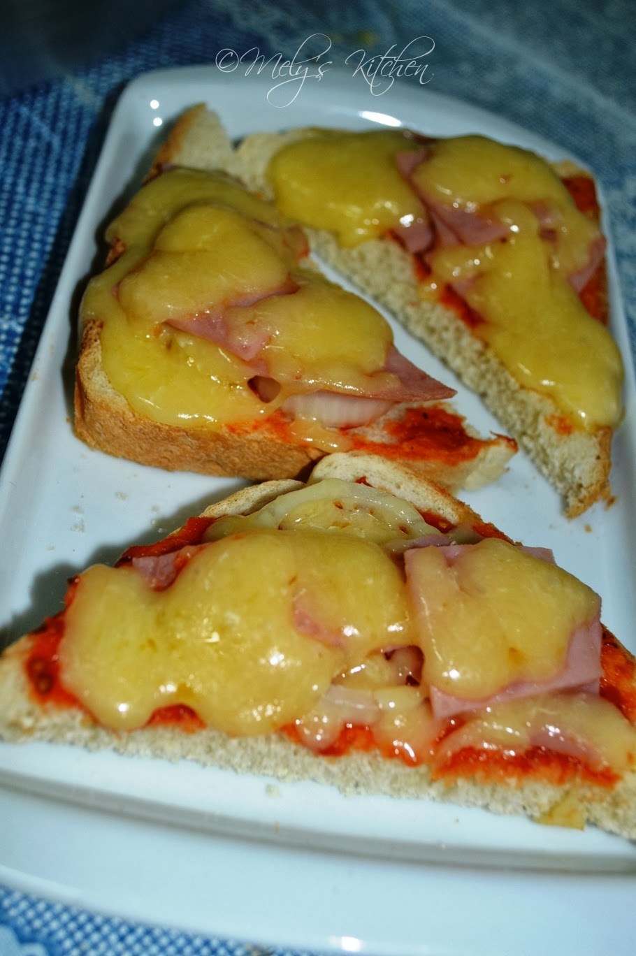 Ham and Cheese Pizza Bread Mely's kitchen